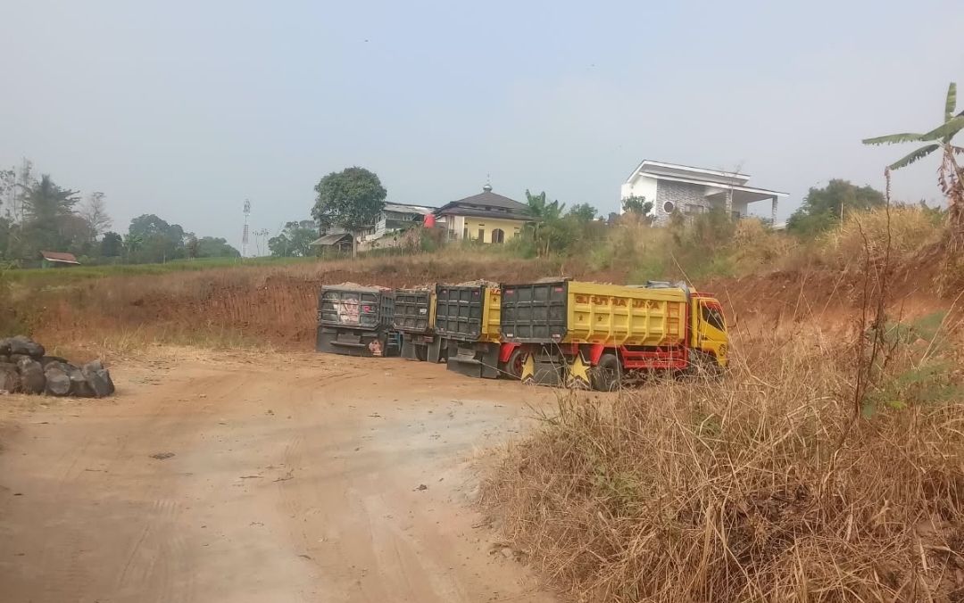 Warga Desa Cikitu Pertanyakan Pembangunan SPAM, Sosialisasi dan Dampak Alat Berat Disorot