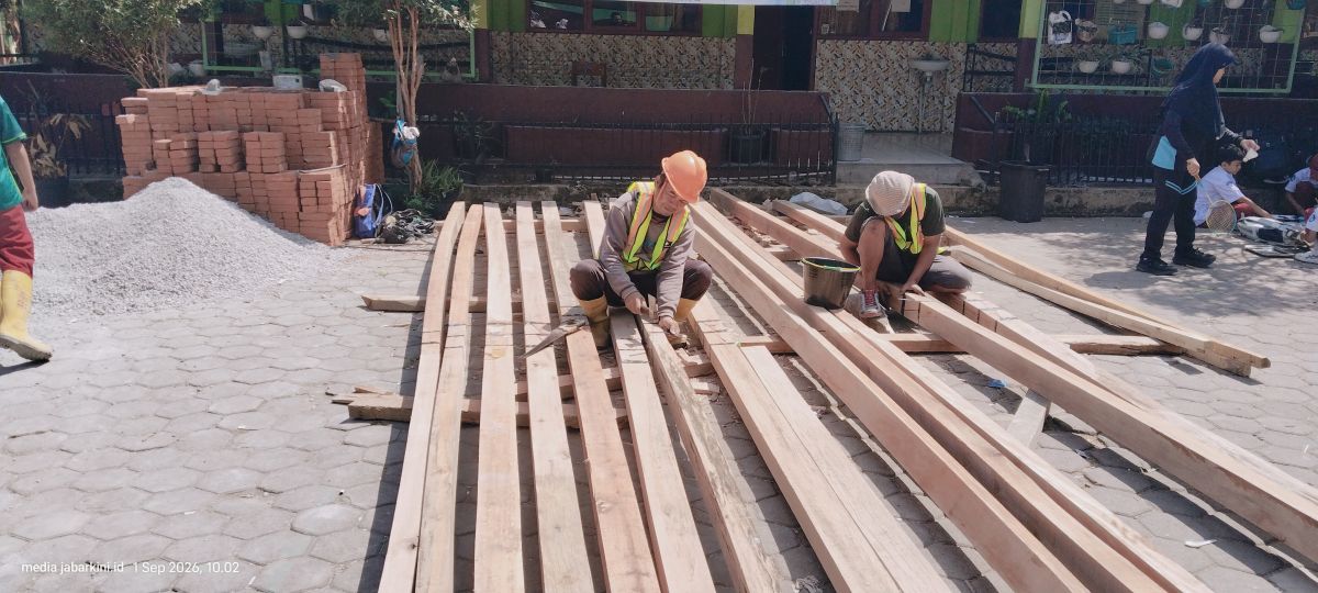 Dapat Bantuan Pemerintah Pusat Rp729 Juta, Revitalisasi SDN 1 Wargaluyu Mulai Dikerjakan