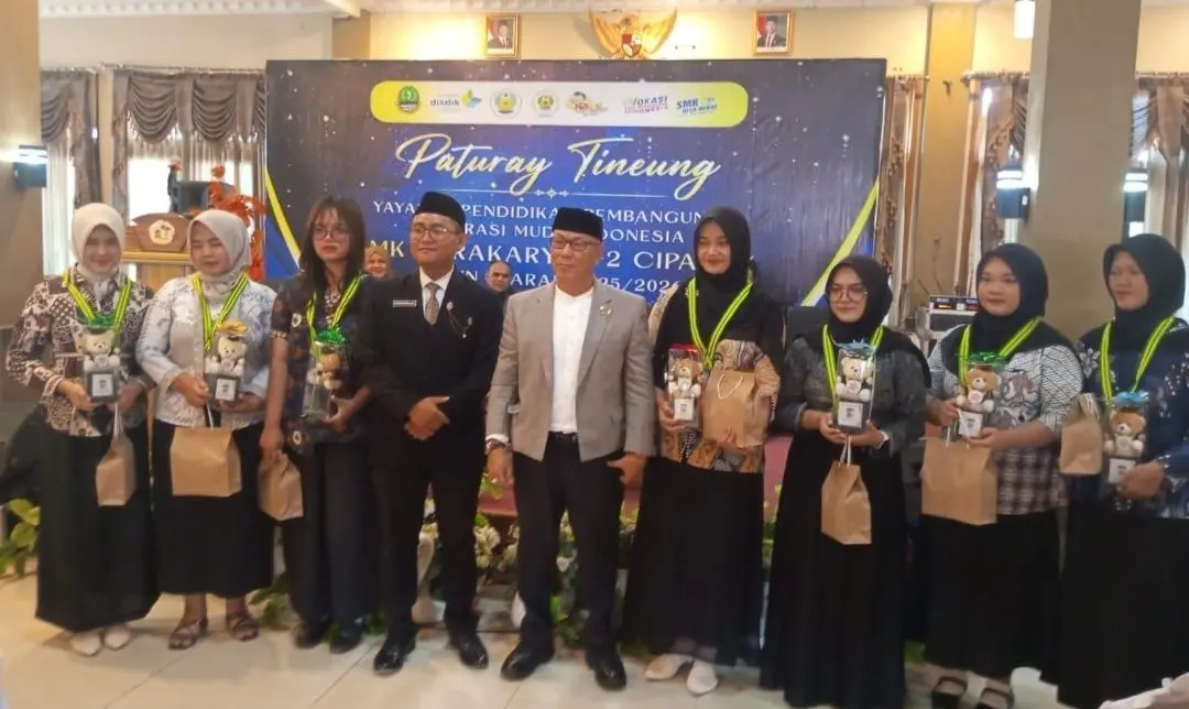 Wisuda SMK Wirakarya 1 dan 2 Ciparay 2025–2026, Cetak Lulusan Siap Bersaing di Kancah Global