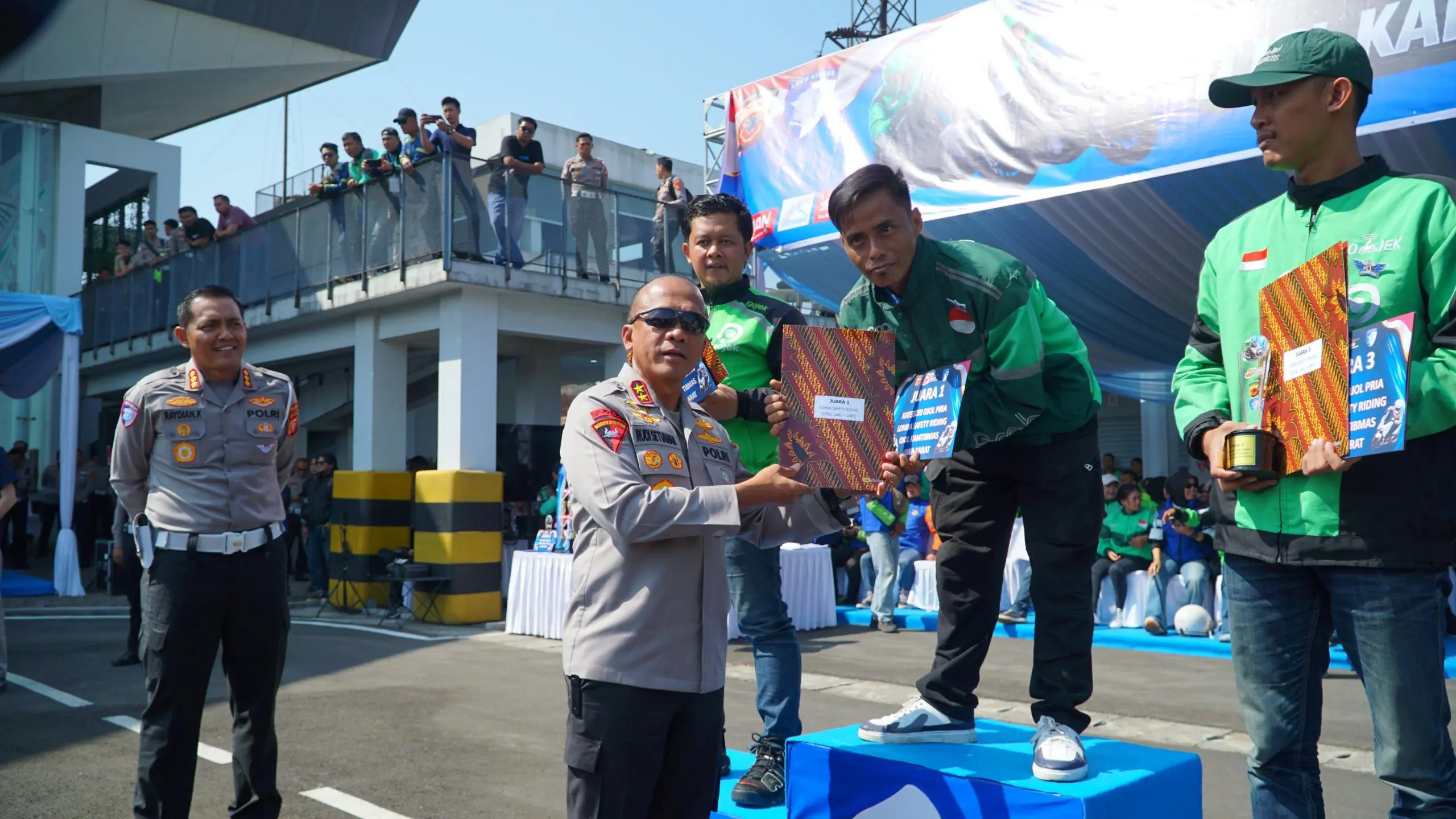 Polda Jabar Ajak 400 Driver Ojol Jadi Pelopor Keselamatan Berlalu Lintas