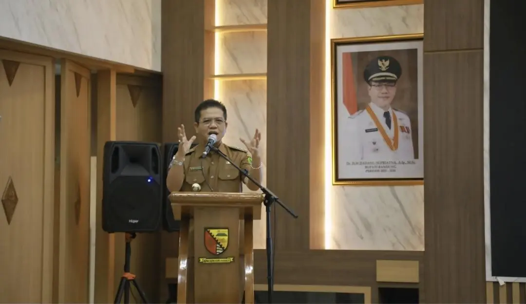Bupati Bandung Ajak Masyarakat Awasi Proses SPMB Agar Bebas Pungli dan Titipan