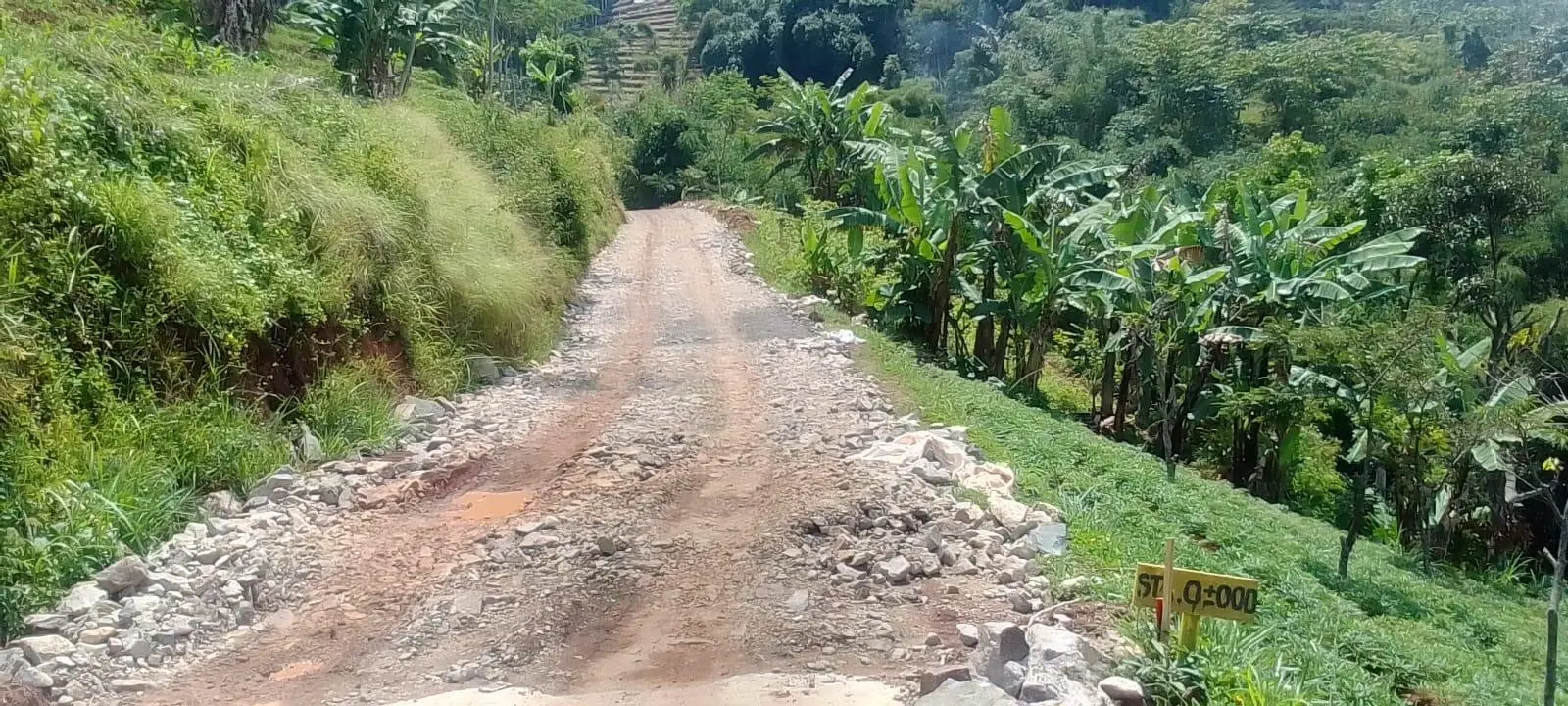Akses Jalan Gentong Cipeutey Akhirnya Dibangun, Penantian 10 Tahun Warga Pinggisari Berujung Harapan Baru
