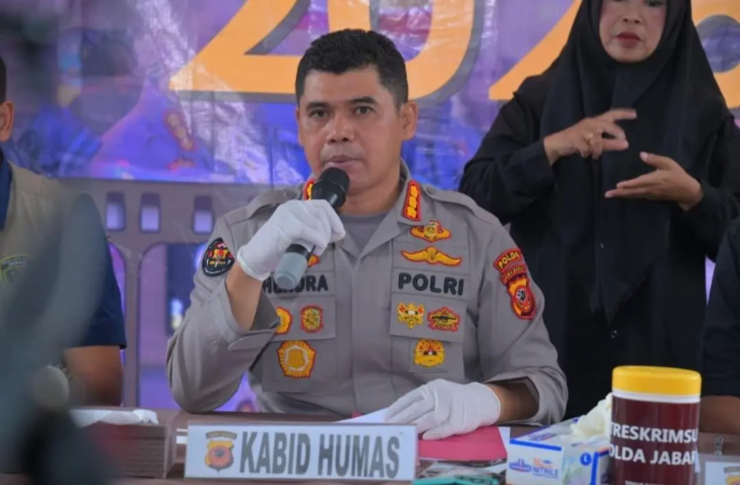 Alibi Pelaku Pembantaian Satu Keluarga di Paoman Runtuh, Polisi Temukan Sidik Jari dan Botol Obat Nyamuk