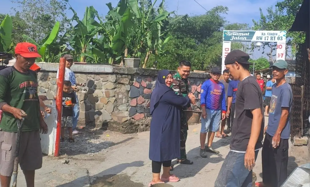 Ketua RW 17 Sumiati Bersama Warga Gerak Cepat Perbaiki Jembatan Cijagra, Bukti Nyata Gotong Royong Bangun Infrastruktur