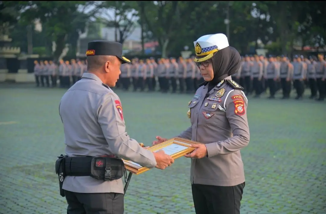 Kapolda Jabar Pimpin KPLB, AKBP Eti Haryati Resmi Naik Pangkat Jadi Kombes Pol
