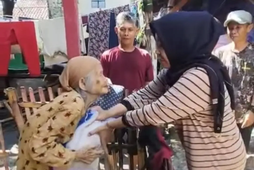 Ketua DPRD, Hj. Renie Rahayu Tinjau Korban Puting Beliung di Cibodas, Pastikan Penanganan Optimal