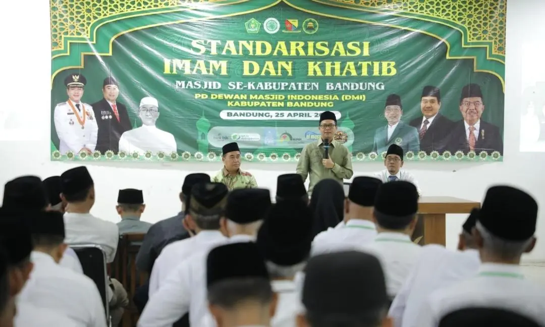 Buka Pelatihan Standarisasi Imam dan Khatib, Bupati KDS: DMI Makin Aktif dan Eksis