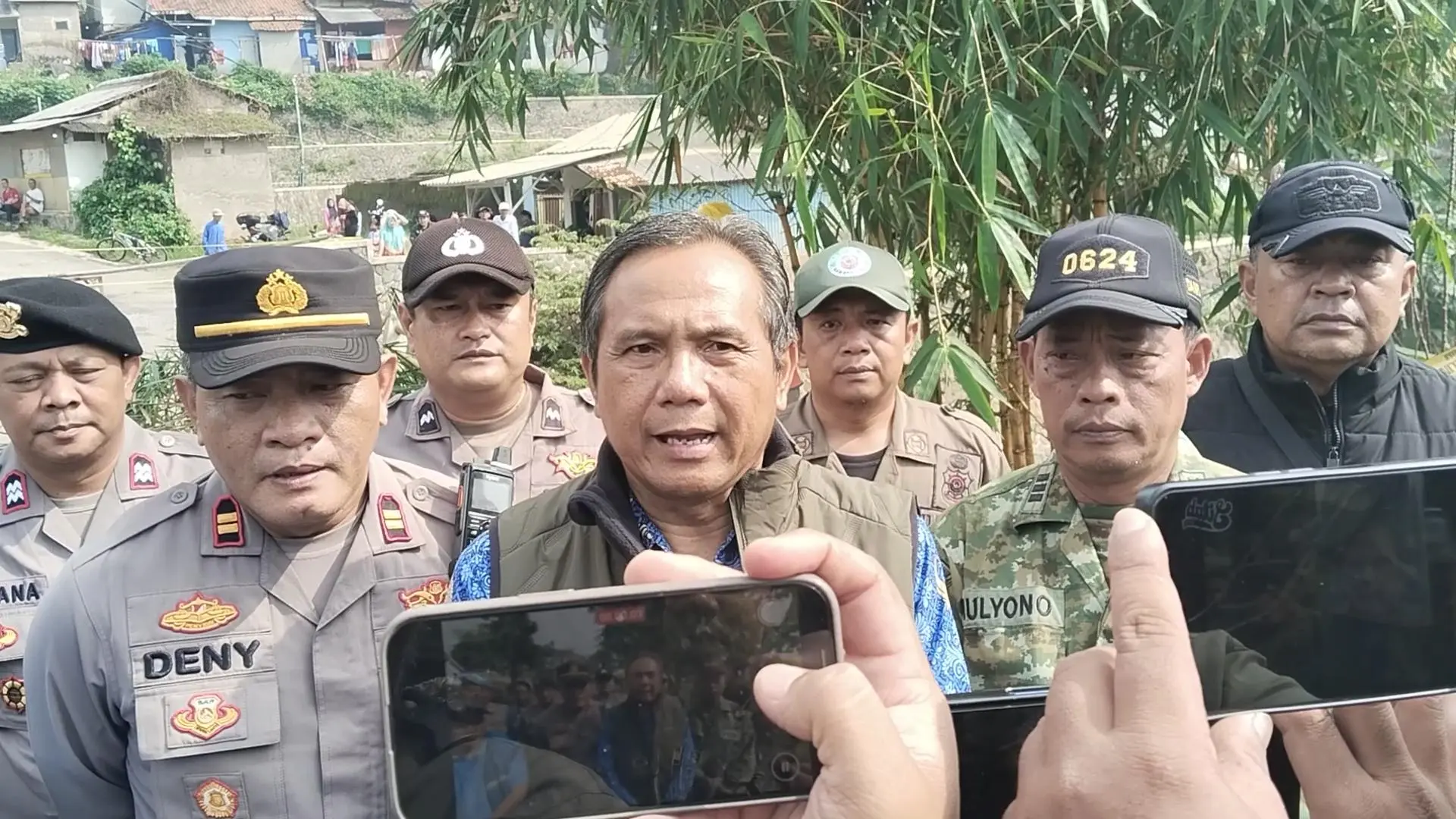 Jembatan Radug Ibun Ambruk, Jalur Vital Ibun–Majalaya Lumpuh, Forkopimcam Bergerak Cepat