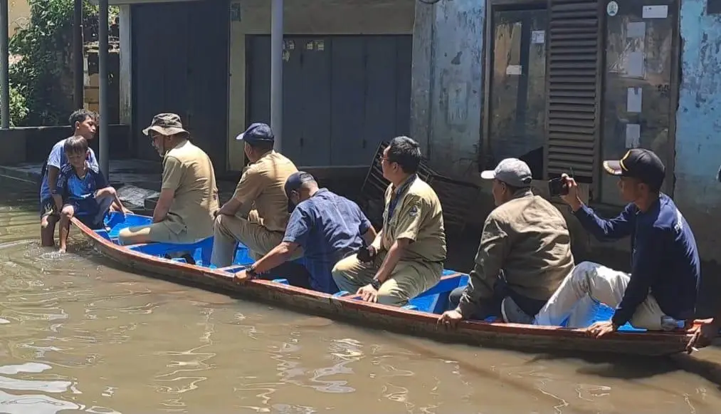 Tim Pentahelix Dampingi Kabid SDA Jabar Tinjau Irigasi Cipalasari, Solusi Penanganan Banjir Disiapkan