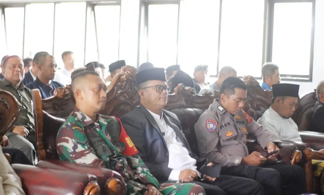 Pemcam Rancabali Gelar Rakor dan Halal Bihalal, Camat Mamet Slamet Tekankan Penanganan Sampah hingga Parkir Liar