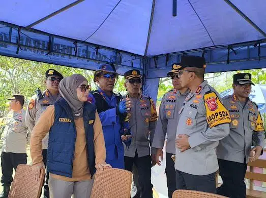 Kapolda Jabar Ingatkan Wisatawan Taat Protokol Keselamatan di Pantai Pangandaran Saat Libur Lebaran