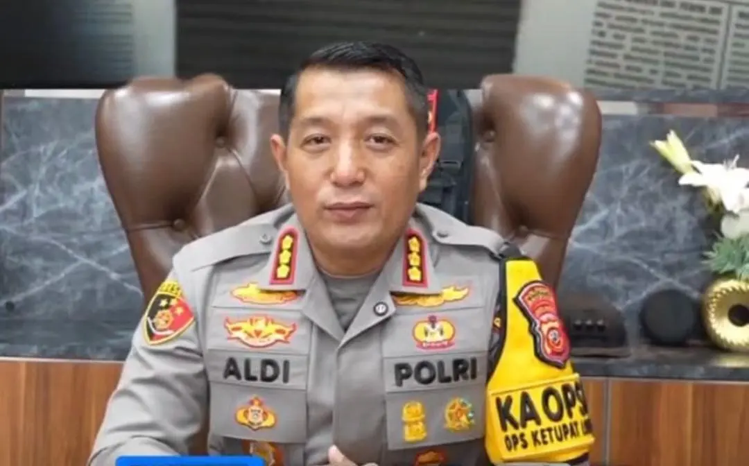 Kapolresta Bandung Tepati Nazar, Hadiahkan Motor untuk Pemudik Sepeda ke Tegal
