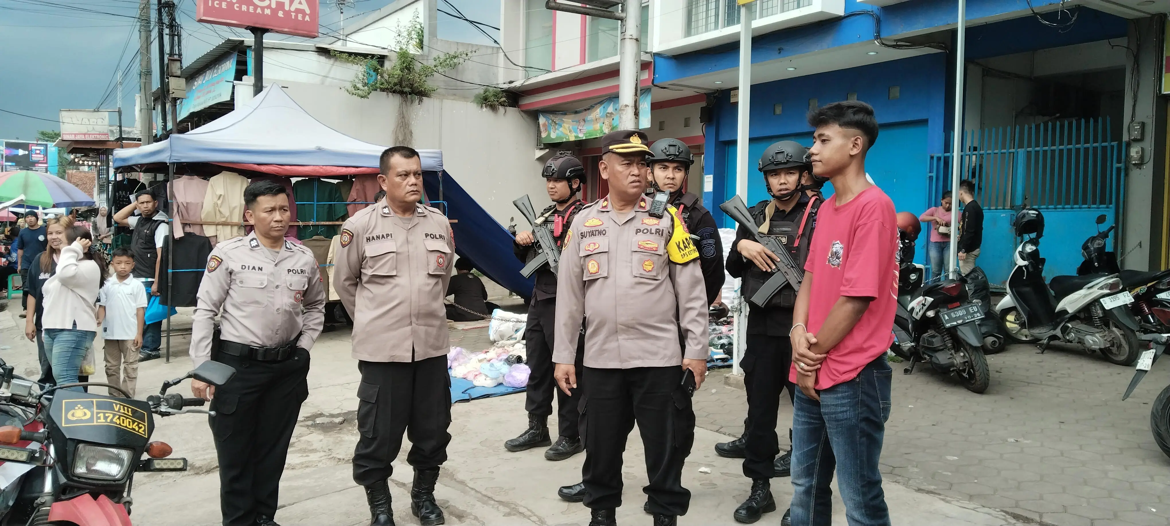 Patroli Gabungan Polsek Majalaya–Brimob Polda Jabar Sasar Titik Rawan Jelang Malam Takbir
