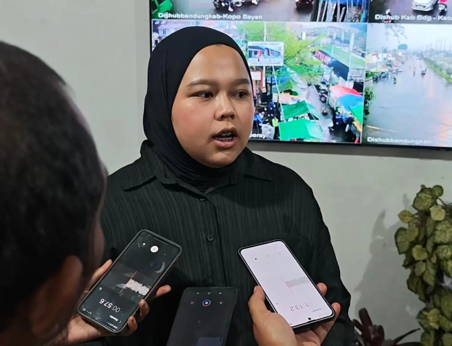 Legislator PKB Humaira Pantau Arus Mudik Nagreg, Dorong Posko Dishub Jadi Motor UMKM Lokal