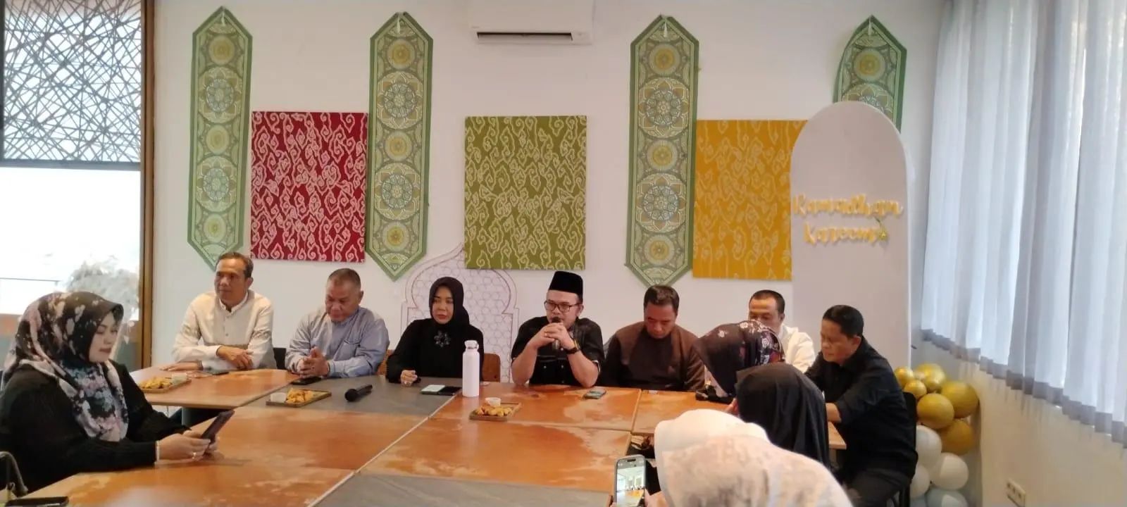 Ketua DPRD Kabupaten Bandung Desak Investigasi Total Runtuhnya Pasar Soreang, Singgung Potensi Kelalaian Proyek APBD