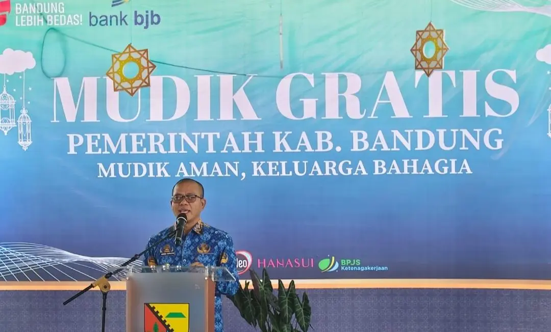 Di Balik Senyum Pemudik, Kehangatan Kang DS Antar 700 Warga Pulang Kampung
