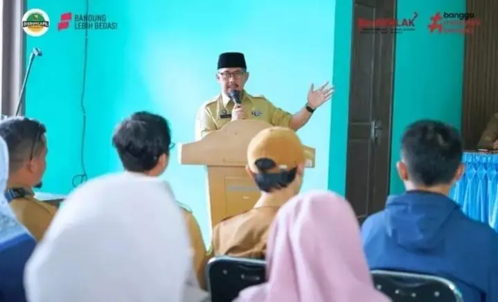 Disdukcapil Sosialisasi Adminduk di Pacet: Pemdes Jadi Perpanjangan Tangan Sampaikan Informasi ke Masyarakat