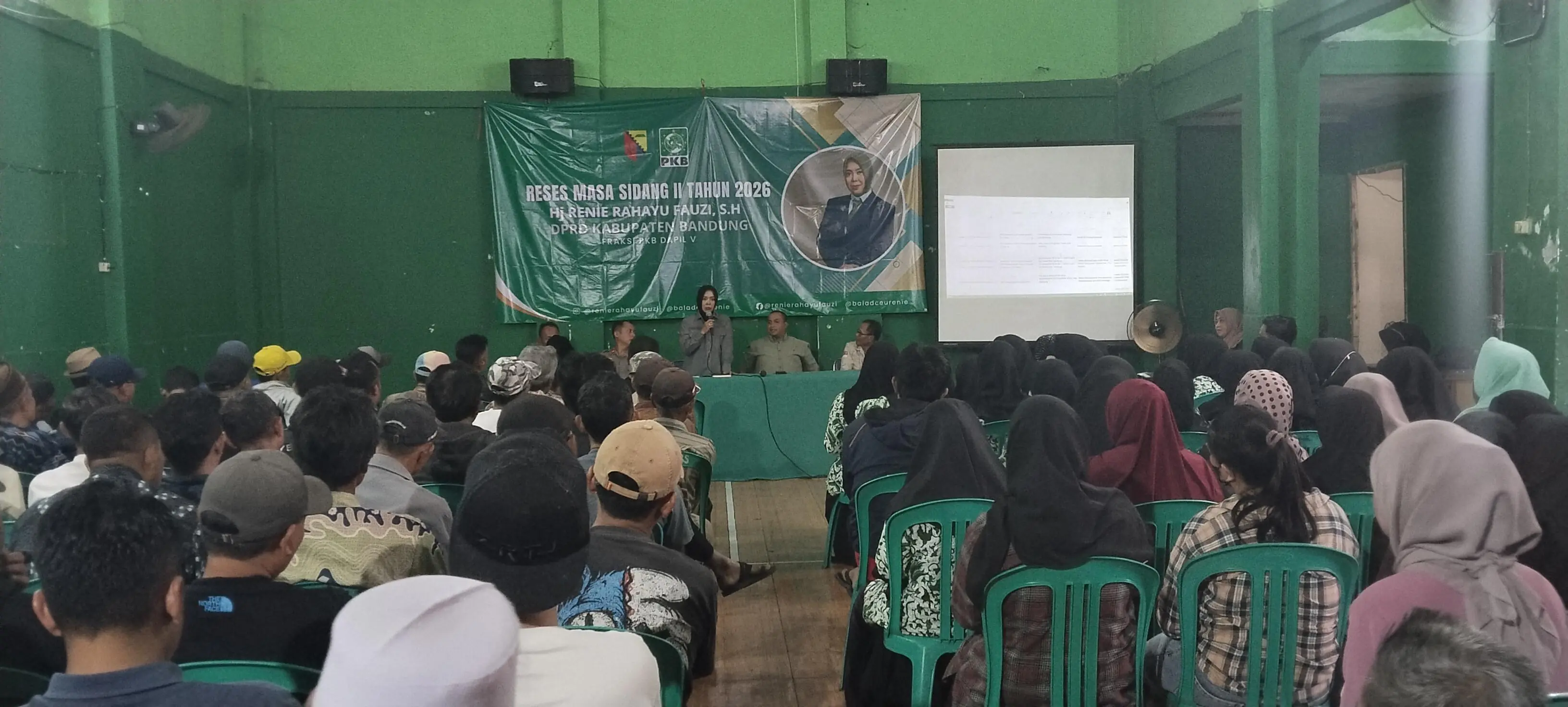 Ketua DPRD Kabupaten Bandung Hj Renie Rahayu Fauzi Tampung Aspirasi Warga Cibodas, Rutilahu dan Air Bersih Jadi Prioritas
