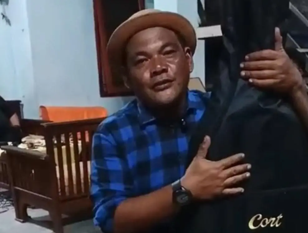 Kang Boma Pengamen Viral Asal Banjaran Terima Bantuan dari Presiden Prabowo