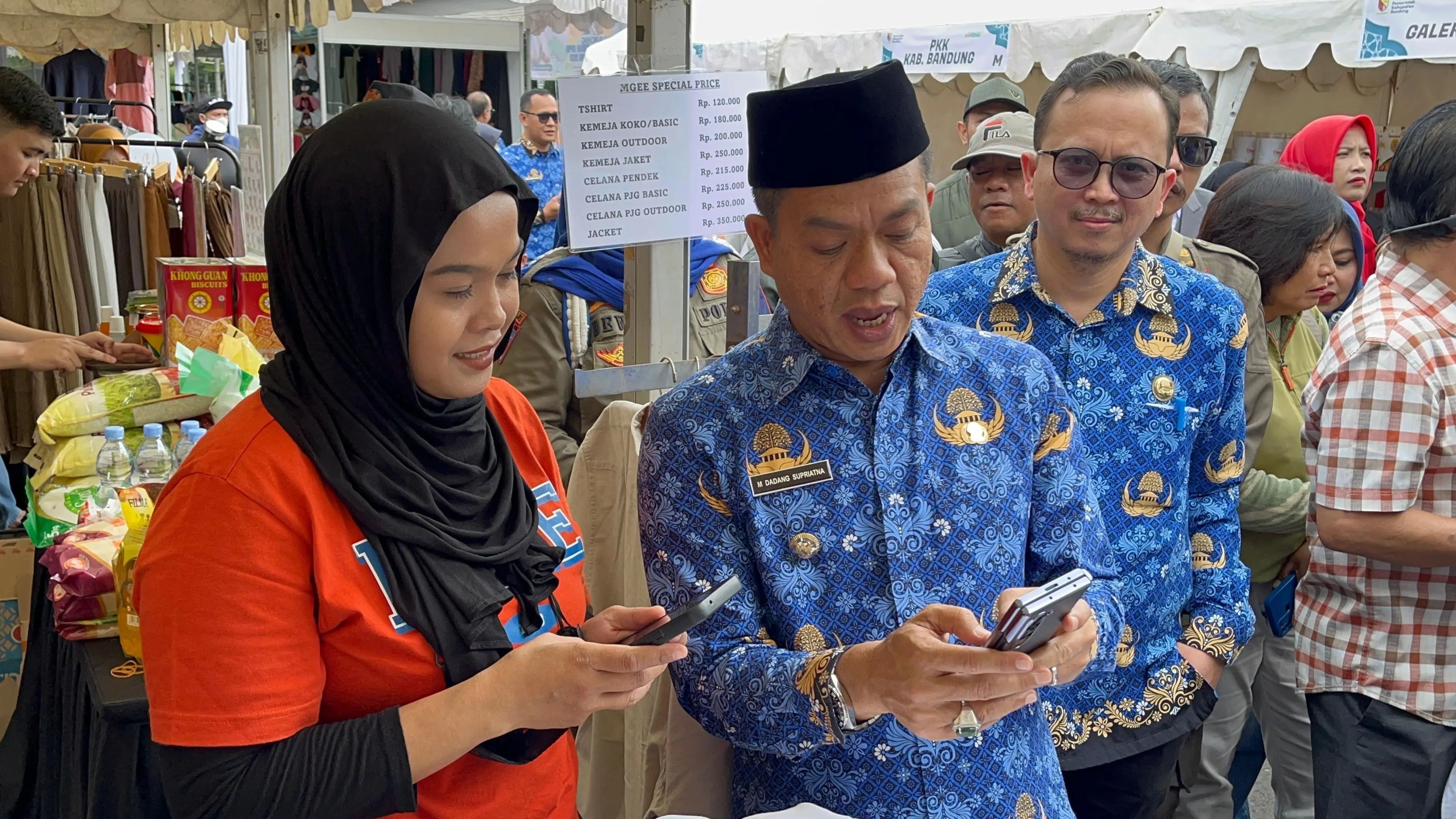 Bupati Kang DS Ajak Seluruh Perangkat Daerah Utamakan Produk IKM/UMKM dan Belanja di Pasar Rakyat 