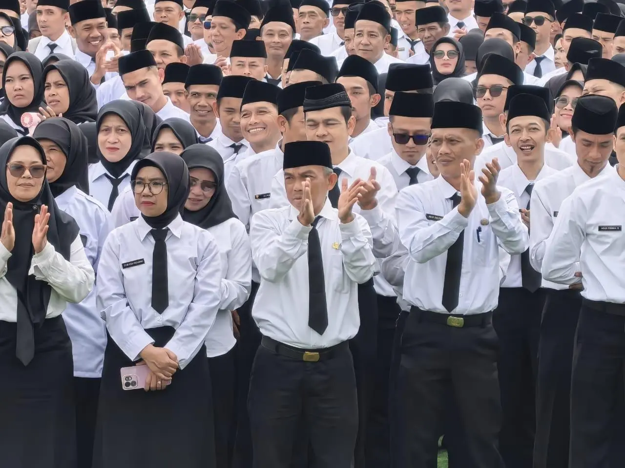 Awal Ramadan Berkah, 4.320 P3K Paruh Waktu Guru dan Tenaga Kependidikan Kabupaten Bandung Dapat Jaminan Penggajian