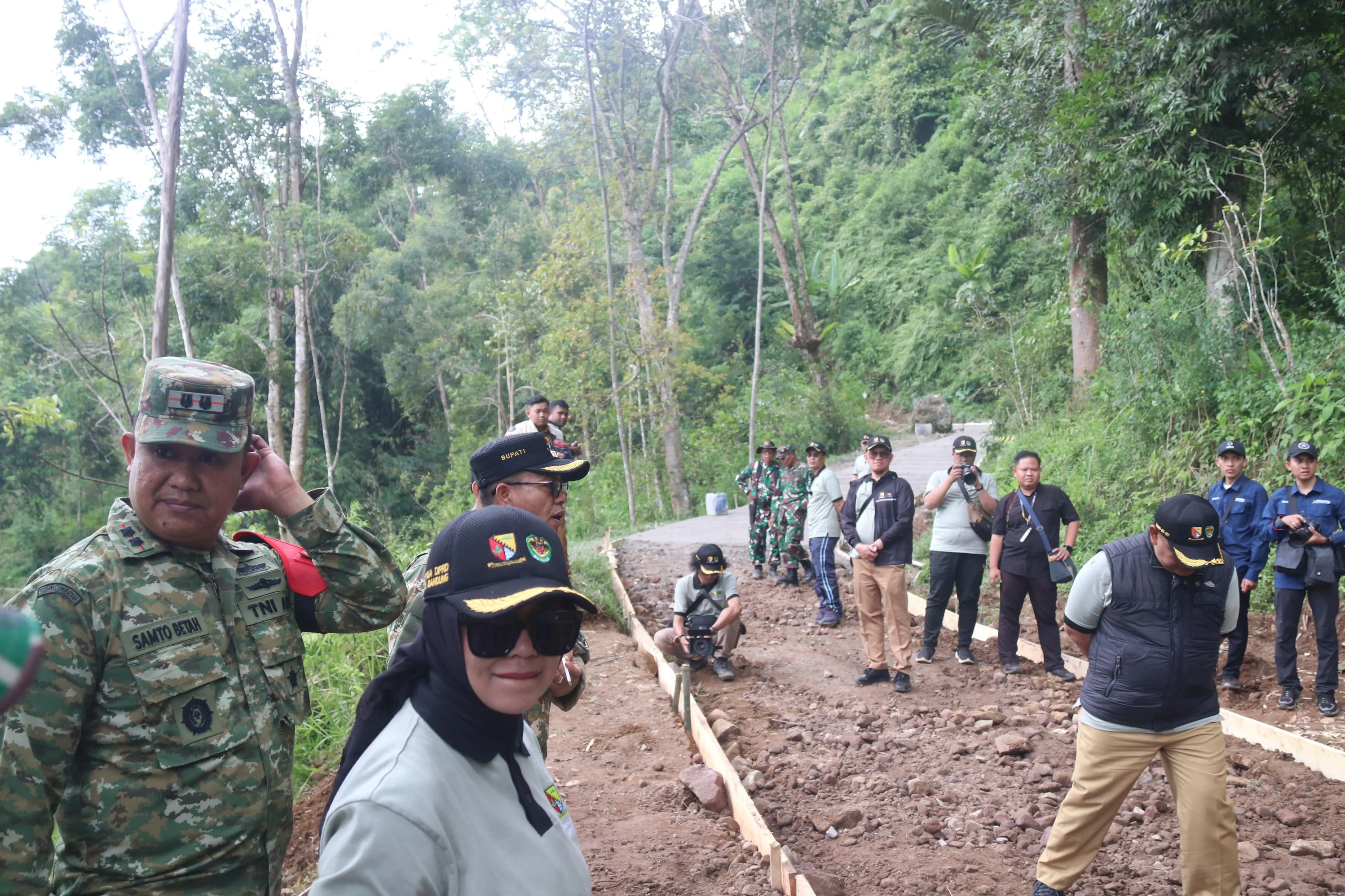 Ketua DPRD Kabupaten Bandung Hadiri Pembukaan TMMD ke-127 di Rancabali