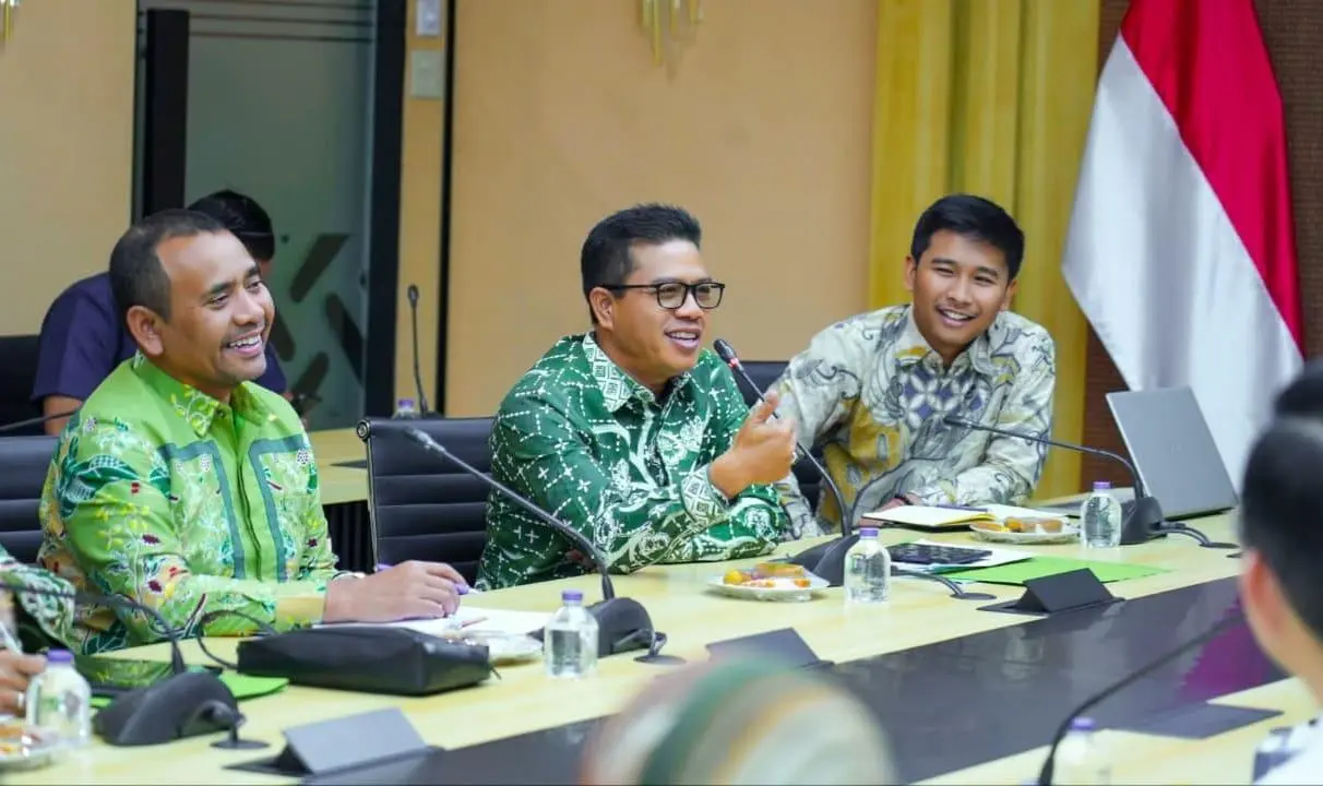 Kang DS Dorong Penguatan Koperasi lewat Sentra Ayam Petelur untuk Sokong Program MBG