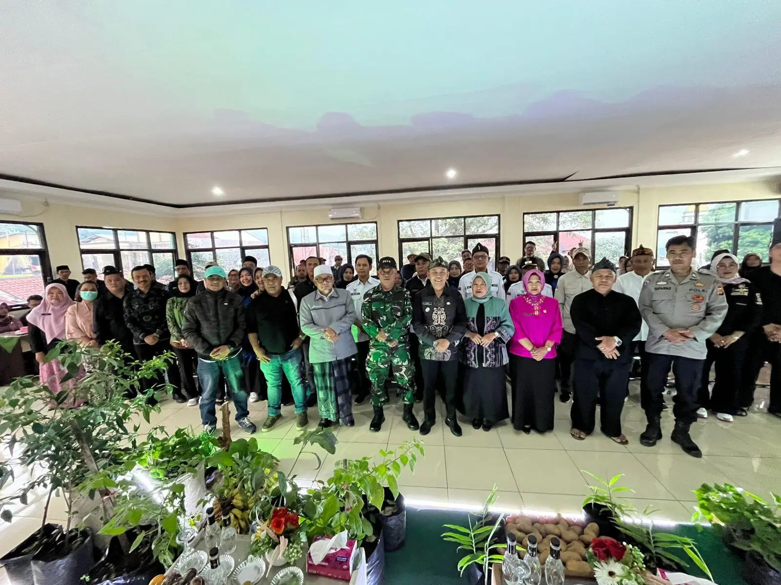 Paturay Tineung Camat Ibun, Wujud Apresiasi dan Pengabdian untuk Masyarakat