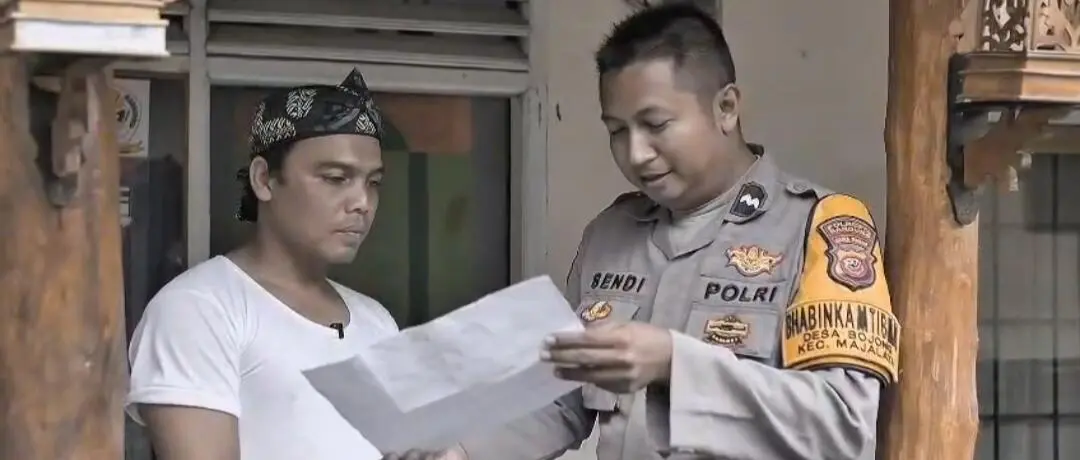 Polsek Majalaya Sebarkan Surat Kaheman di Desa Bojong, Wujudkan Kamtibmas Kondusif