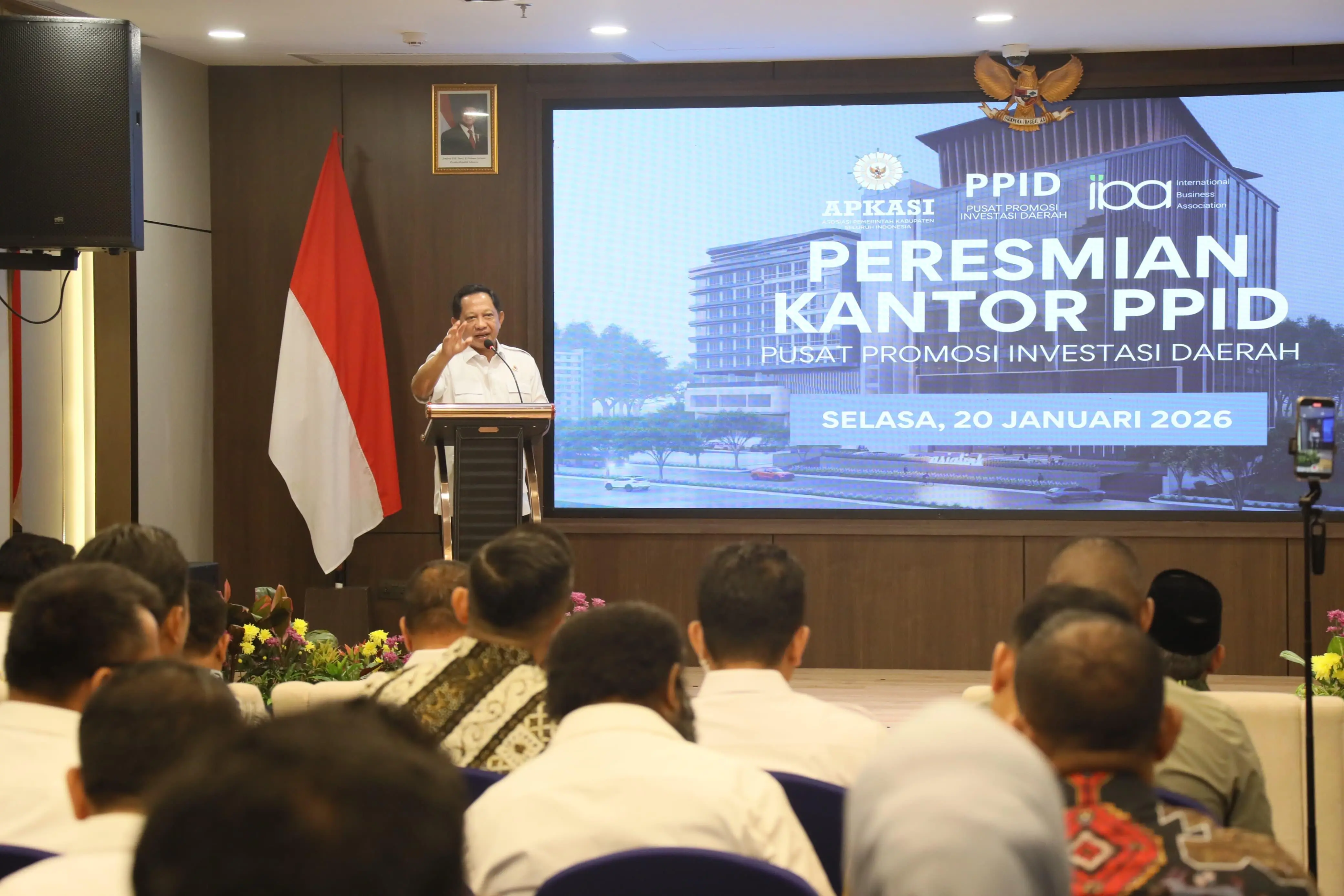 Resmikan Kantor PPID, Mendagri: Peluang Pasarkan Produk Kerajinan Daerah