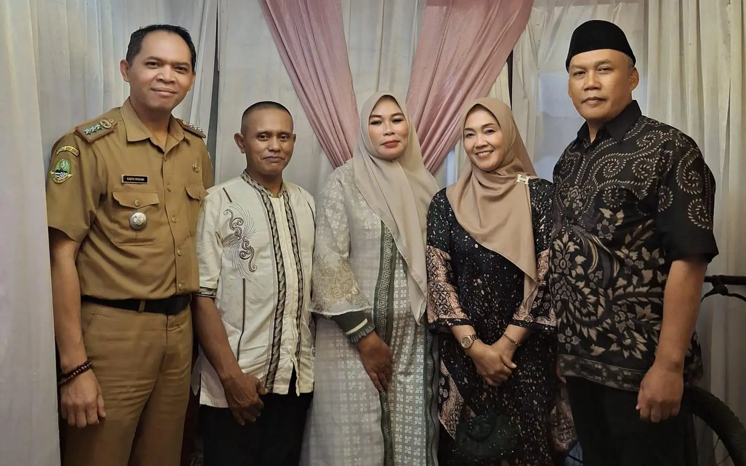 Anggota DPRD Kabupaten Bandung Dadang Hemayana Hadiri Pernikahan Warga Banjaran, Doakan Kebaikan dan Perkuat Sinergi