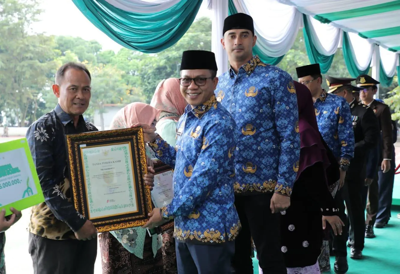 Satukan Lima Elemen, Tri Rahmanto Terima Anugerah Pentahelix Terbaik 2025