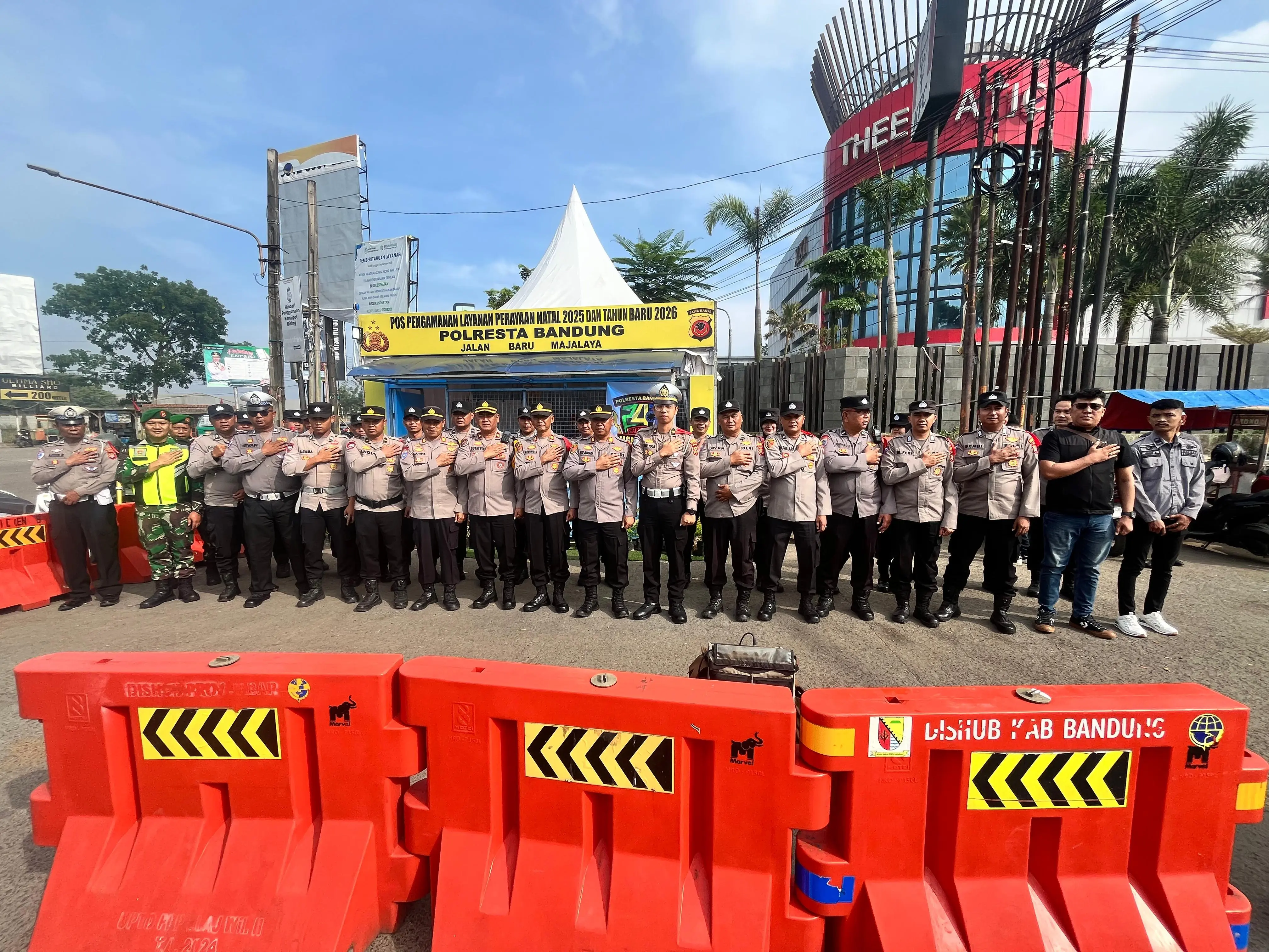 Polsek Majalaya Siagakan Personel di Pos Pengamanan Nataru 2025–2026