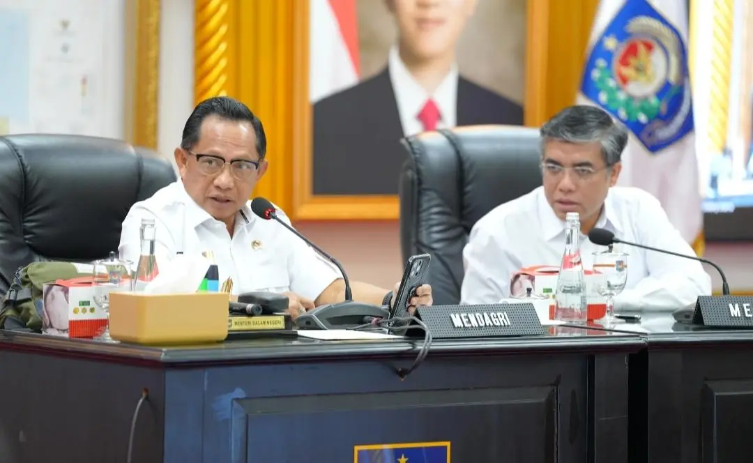 Mendagri Jelaskan Peran Gubernur dalam Penetapan Upah Minimum 2026