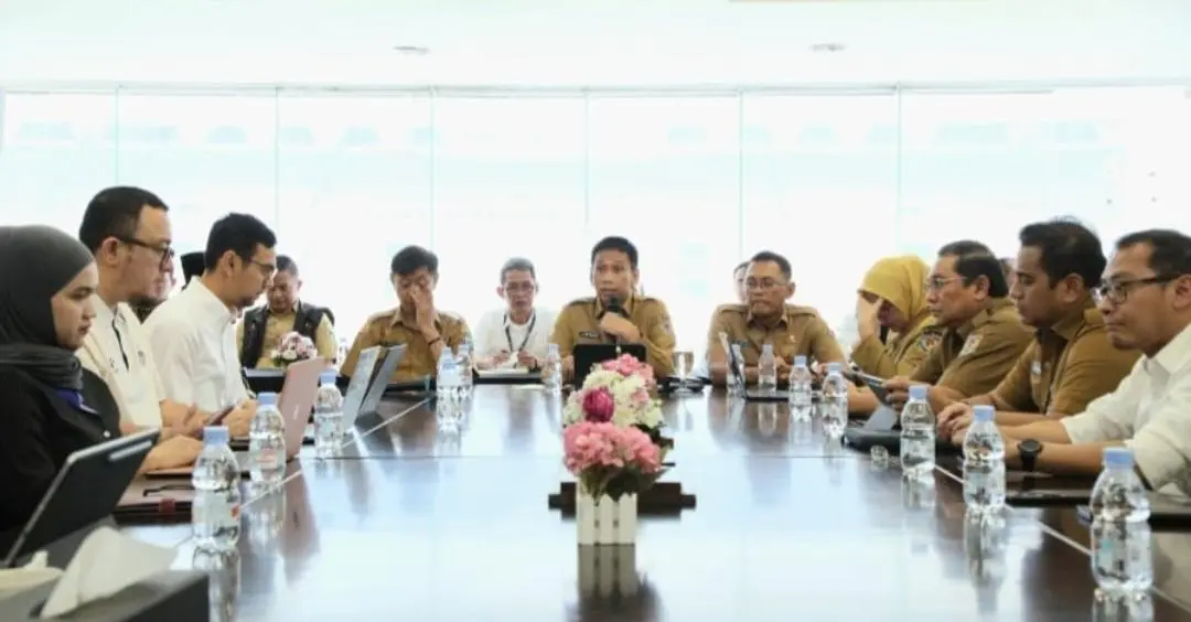 Wamendagri Wiyagus Dorong Tata Kelola Stadion Profesional untuk Perkuat Industri Olahraga dan UMKM