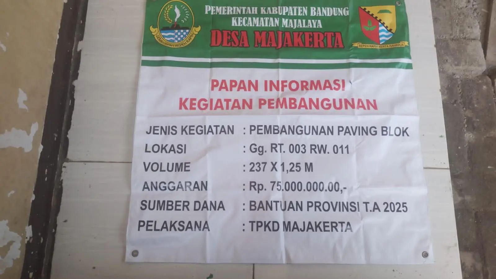 Warga Kampung Babakan Jambu Antusias Sambut Pembangunan Paving Blok di Desa Majakerta