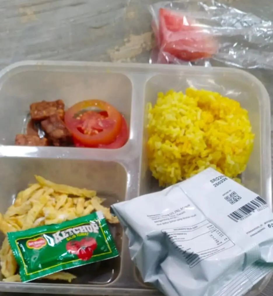 Diduga Tak Layak Konsumsi, Warga Soroti Kualitas Makanan Tambahan Balita di Desa Neglasari