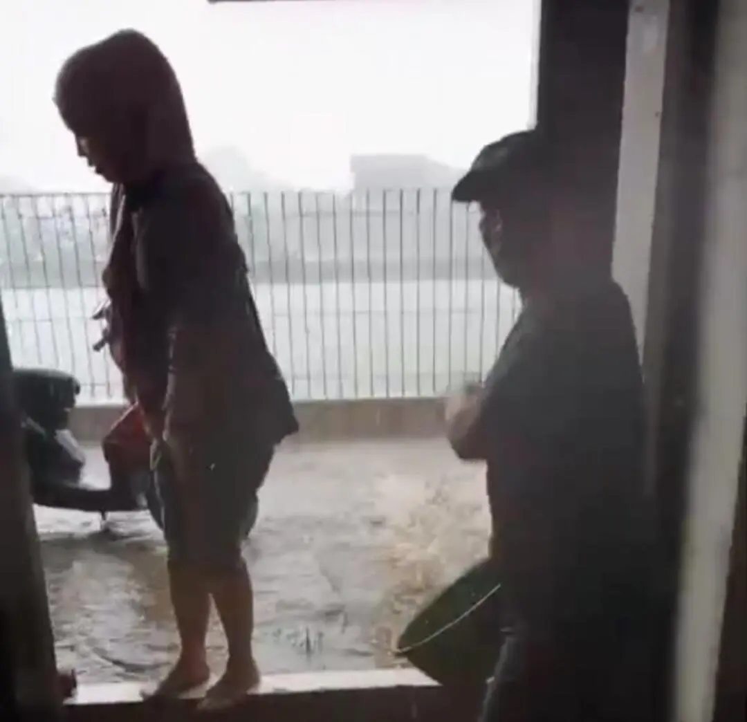 Banjir Melanda Ciparay, Rumah dan Fasilitas Umum Terendam