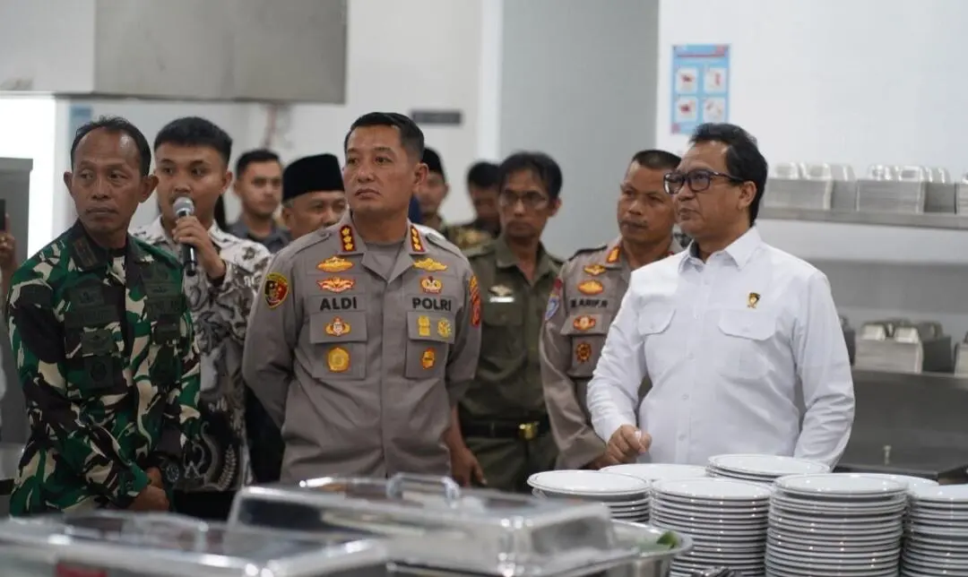 Kapolresta Bandung Resmikan SPPG Saparako 91 di Majalaya