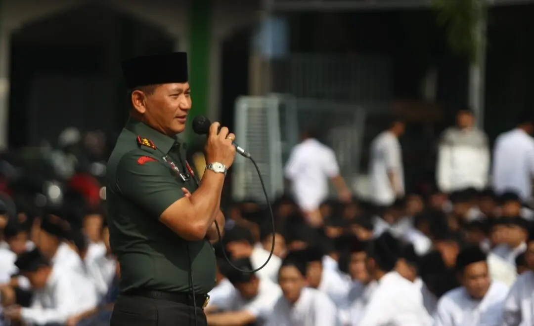 Apel Hari Santri Tingkat Provinsi Jawa Barat Dipimpin Pangdam III/Slw