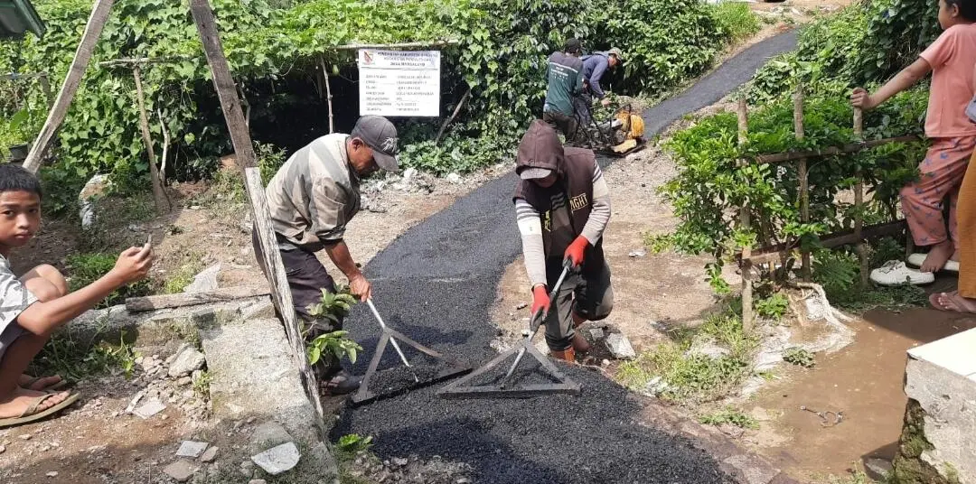 Kades Margaluyu, Bonus Produksi Dialokasikan Untuk Peningkatan Jalan Gang