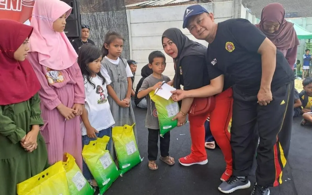 Peringatan HUT RI Ke-80 di Bojong Citepus, Mia Geboy Gaungkan Senam Sehat dan Berbagi Santunan Anak Yatim dan Jompo  