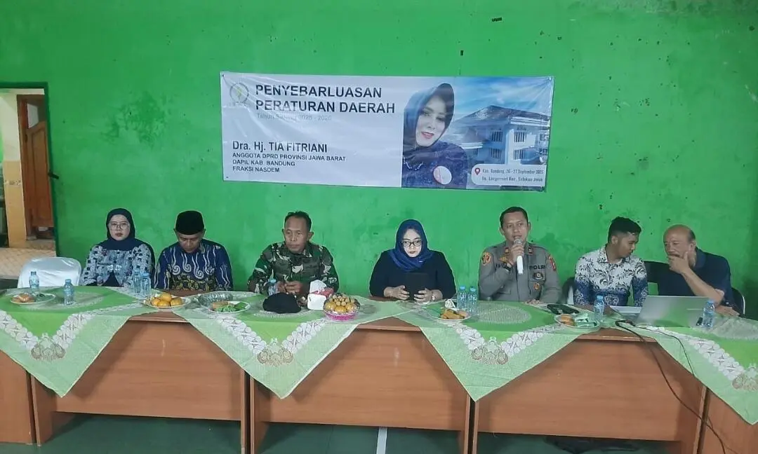 Anggota DPRD Jabar, Tia Fitriani Gelar Sosialisasi Perda di SolokanJeruk