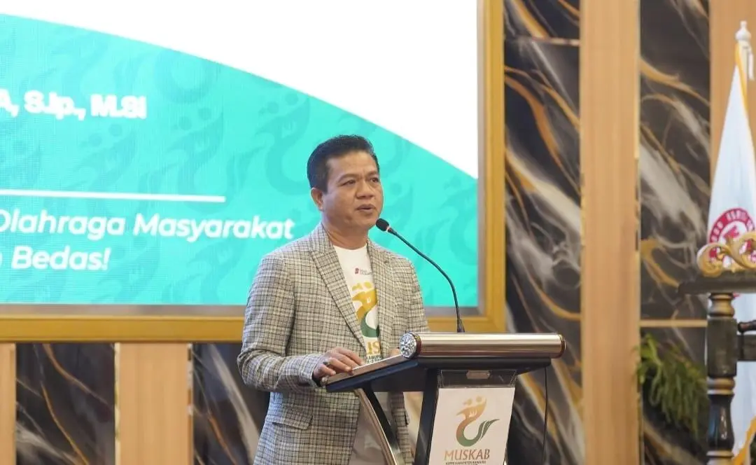 BUPATI IMBAU PEJABAT DAN KELUARGANYA UNTUK TIDAK FLEXING DI MEDIA SOSIAL