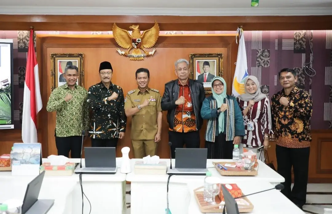 Audiensi dengan Menteri Sosial, Bupati Kang DS Usulkan Dua Lokasi Definitif Sekolah Rakyat