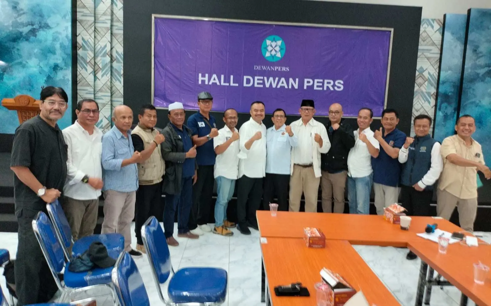 Usai Daftar Calon Ketua Umum PWI,  Hendry Ch Bangun Ajak Semua Anggota Bersatu Majukan PWI