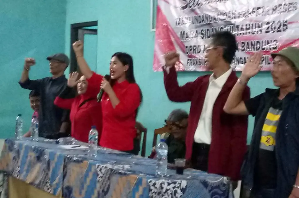 Politisi PDI Perjuangan, DPRD Kabupaten Bandung Anggie Natasha Goenadi Go Tampung Aspirasi Ratusan konstituen di Katapang 