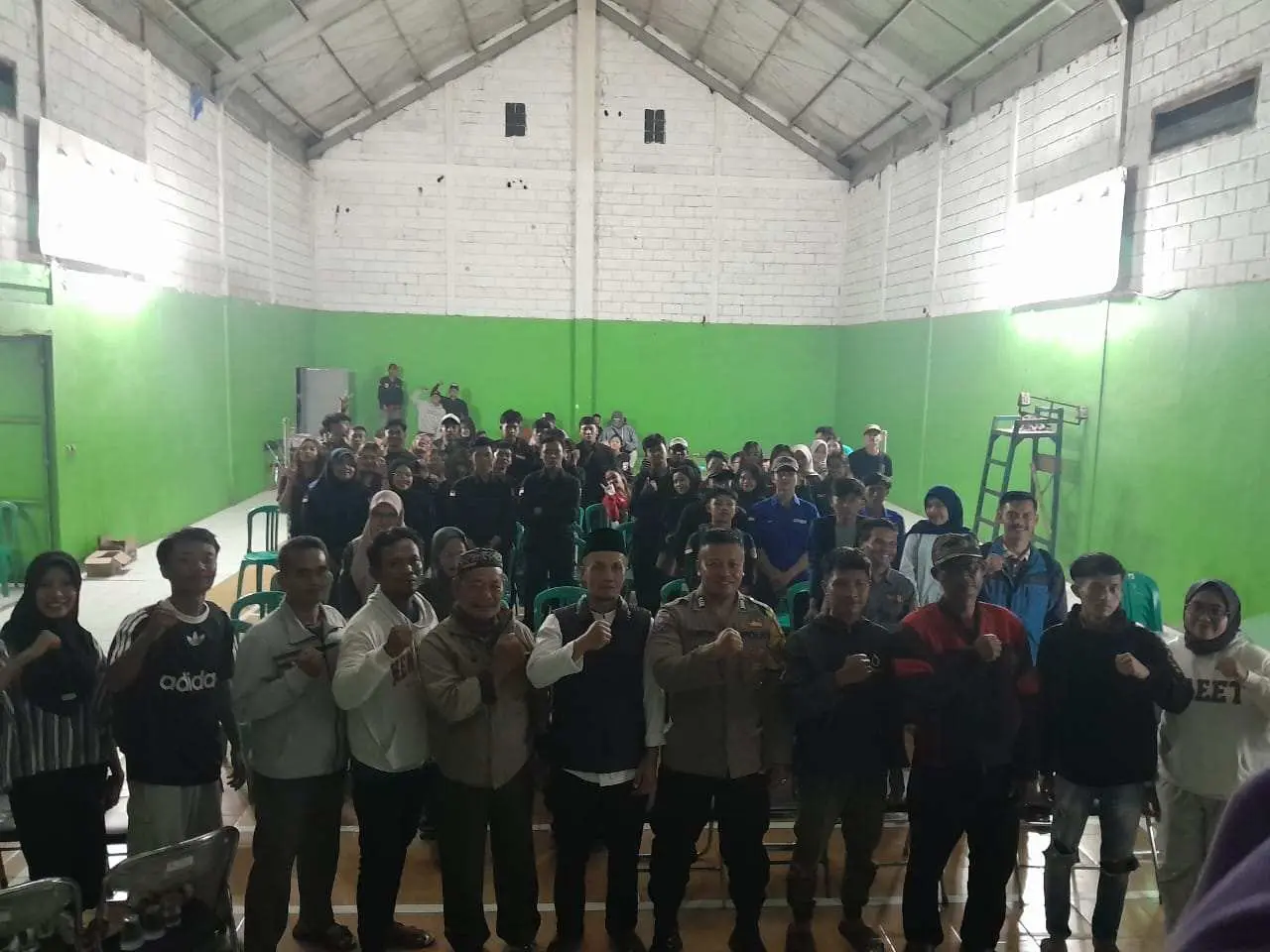 Bhabinkamtibmas Desa Sumbersari Polsek Ciparay Hadiri Kegiatan Rakor