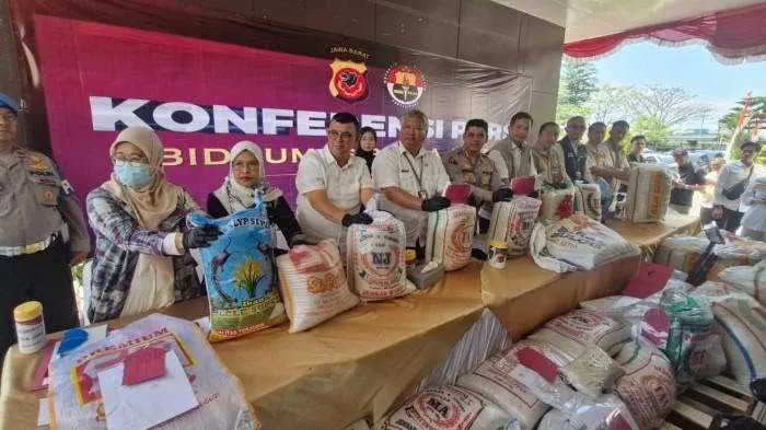 Polda Jabar Tangkap 6 Pelaku Pengoplos Beras Beromzet Miliaran