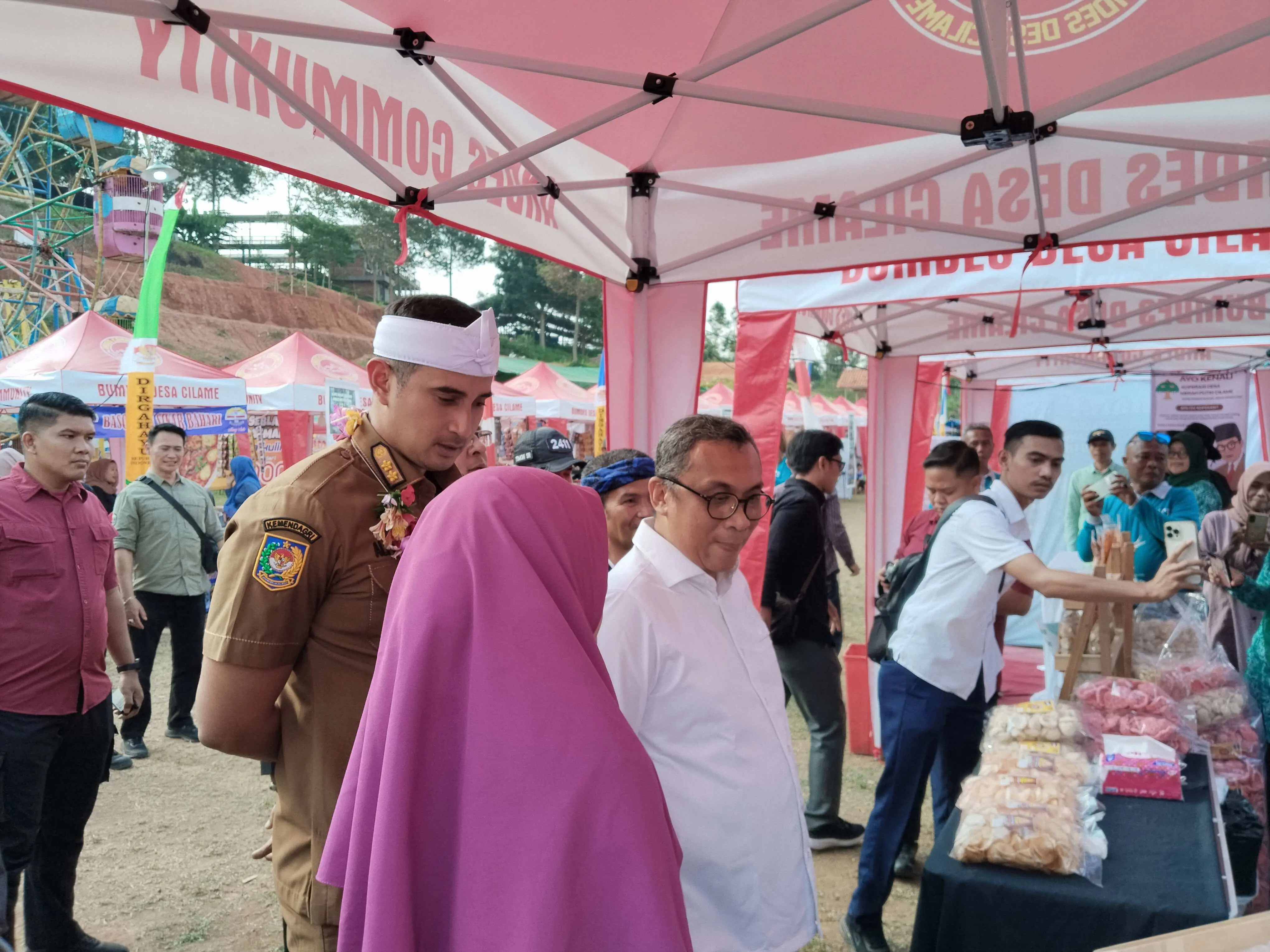 Wabup Bandung Dorong Pemuda Desa Cilame Kembangkan Budaya Lewat Ekonomi Kreatif